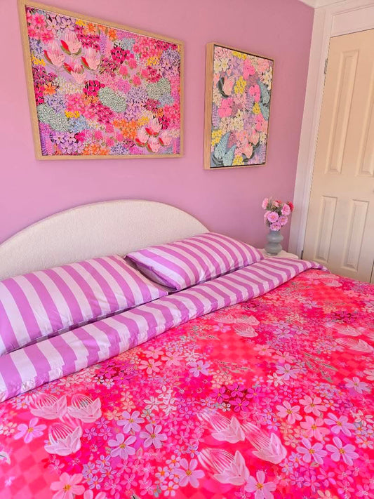 Life of a Showgirl Quilt Cover Set by Alex Mason