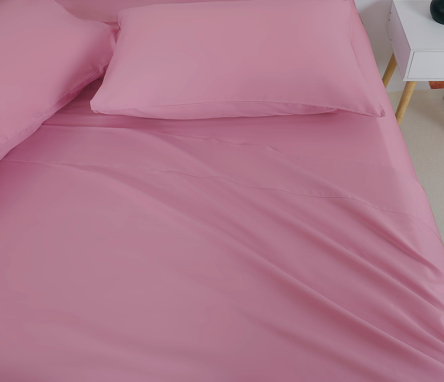 Plain Pink Complete Sheet Set